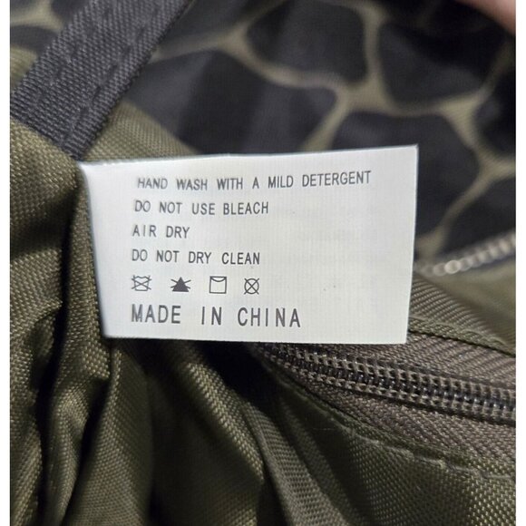 Baggallini Big Sydney Crossbody Bag Giraffe Print Nylon Organizer Large - Picture 10 of 12